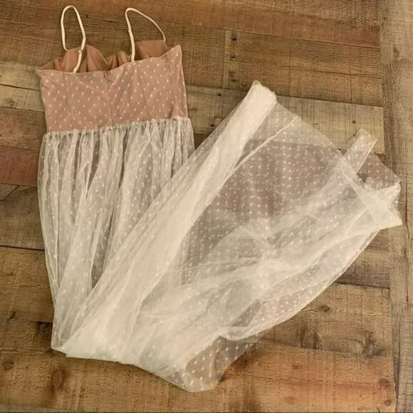 White Fox Totally Bangin' Mesh Maxi Dress